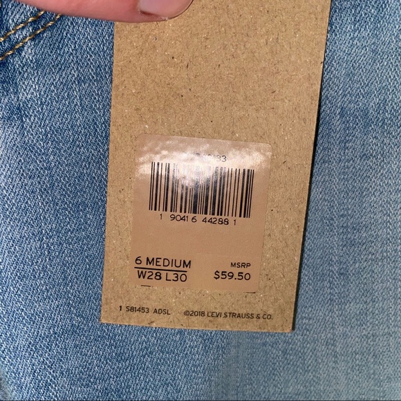 NWT! Levi's 710 Super Skinny - Size 28/Size 6 - Picture 2 of 4